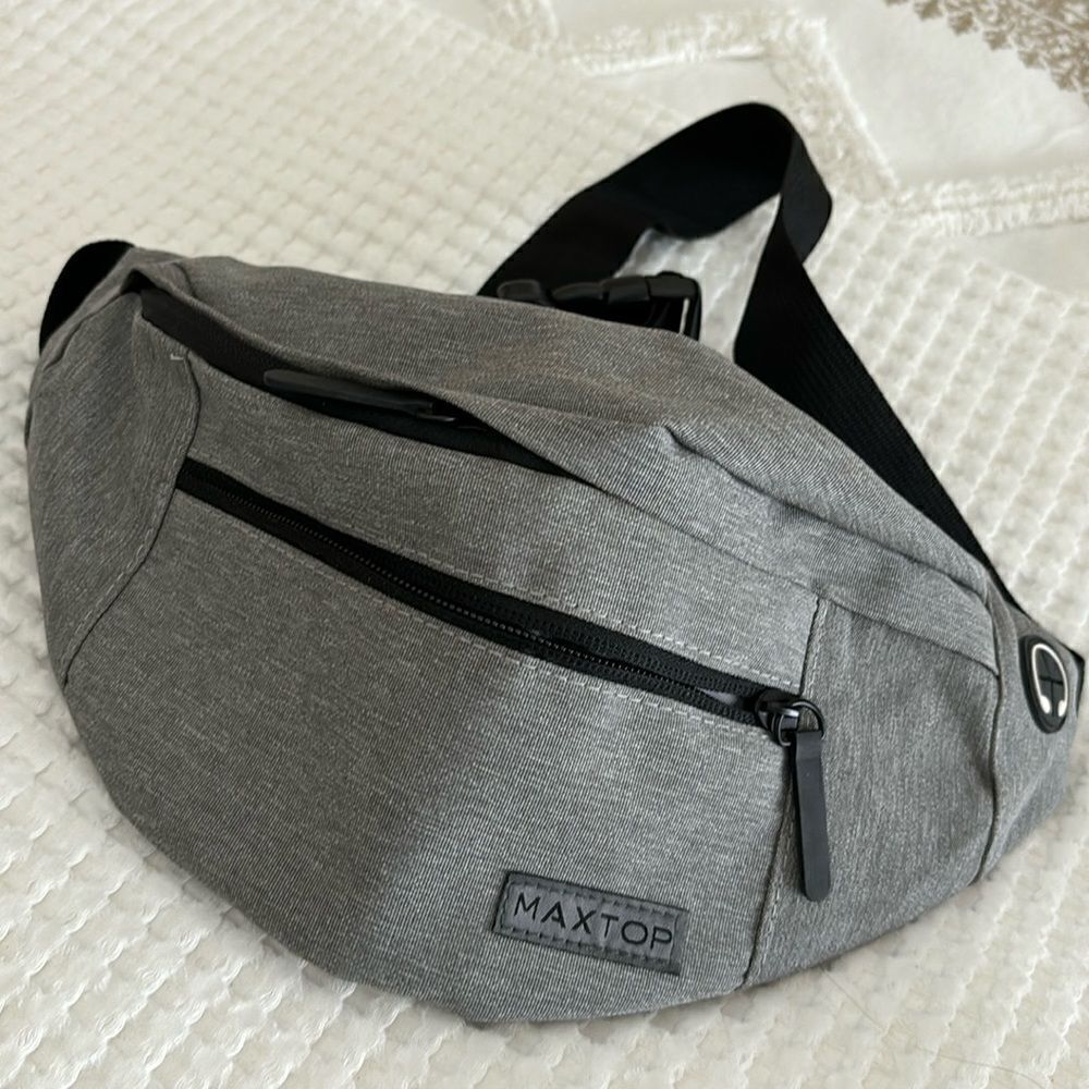 NEW. Maxtop Gray Fanny Pack